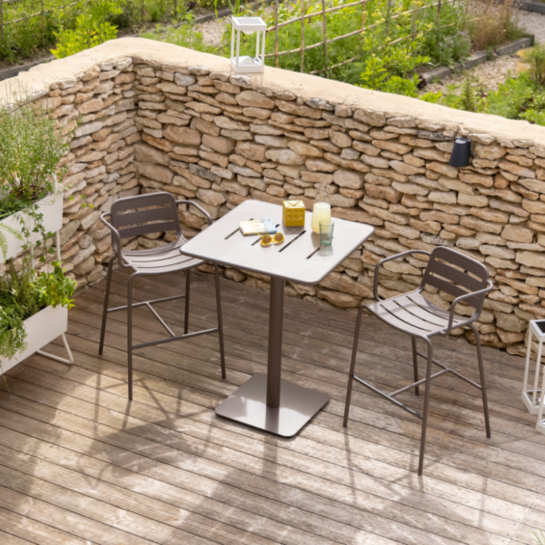 Mange-debout Vega en aluminuim café